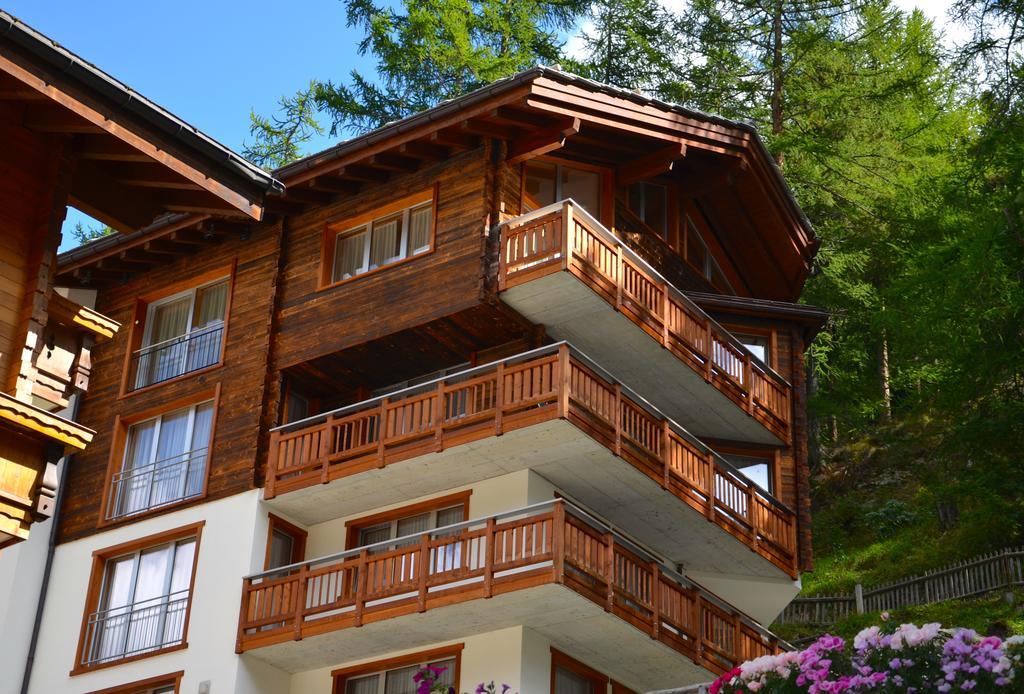 Jaegerhof Serviced Apartements Zermatt Værelse billede