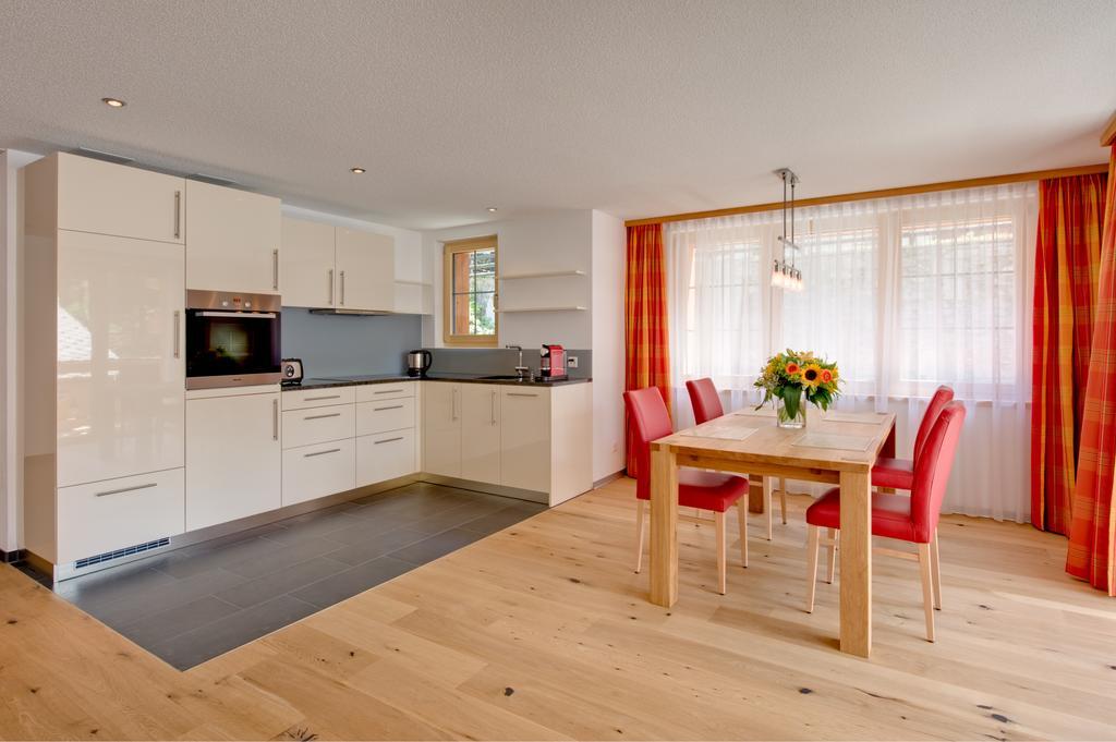 Jaegerhof Serviced Apartements Zermatt Værelse billede