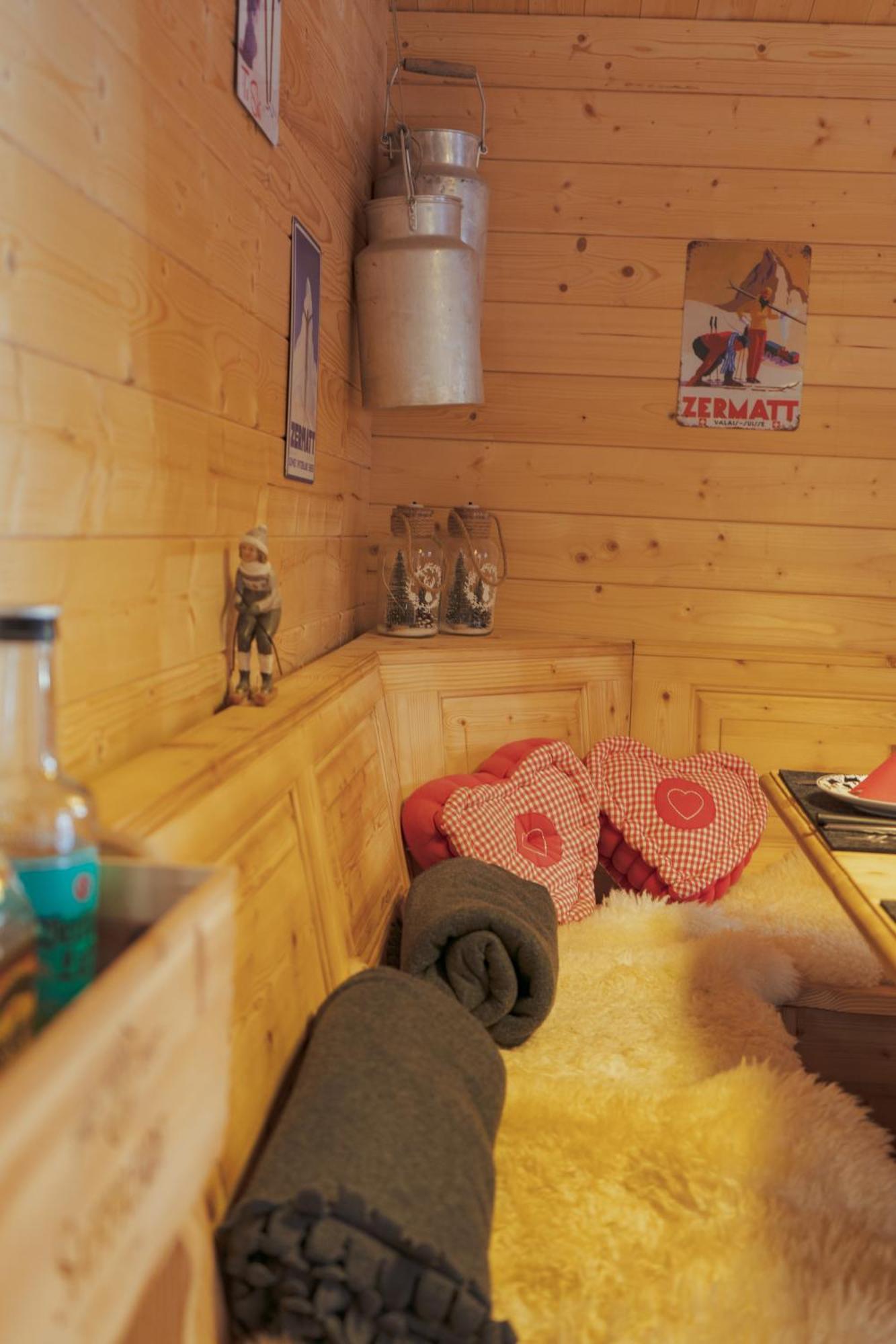 Jaegerhof Serviced Apartements Zermatt Eksteriør billede