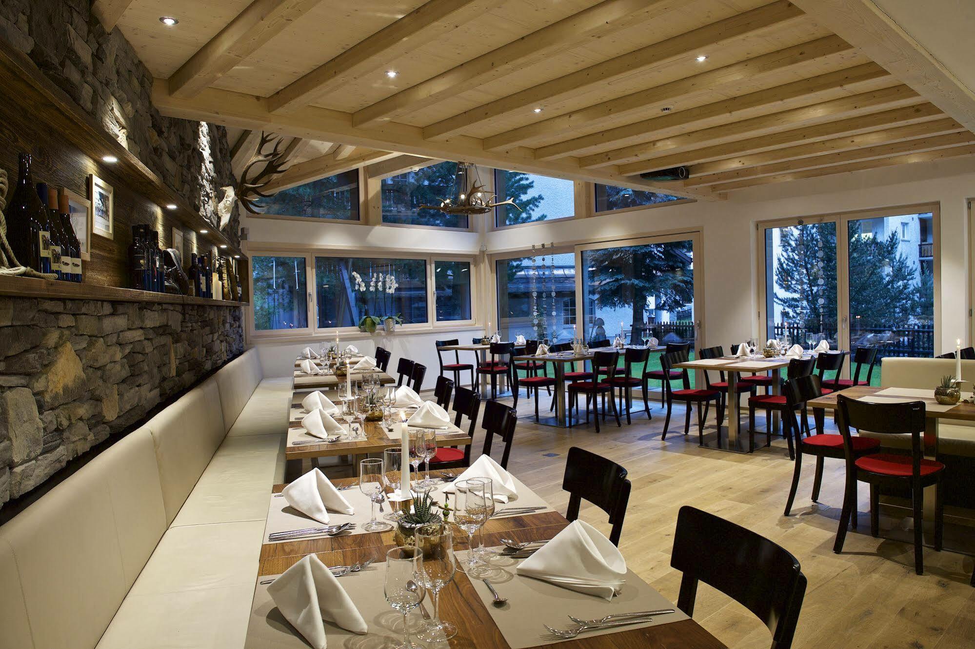 Jaegerhof Serviced Apartements Zermatt Eksteriør billede